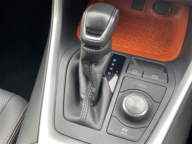 Toyota RAV4 2022 7361069-2