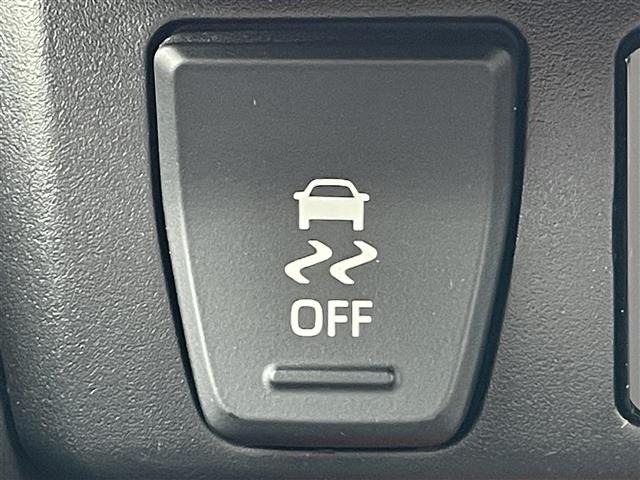 Toyota RAV4 2022 7361069-21