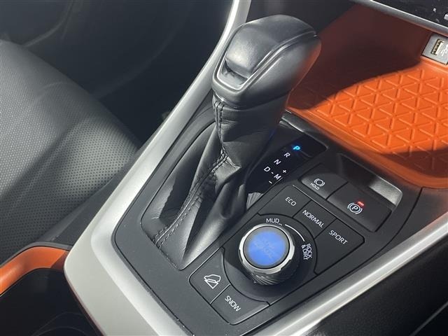 Toyota RAV4 2023 7361095-5