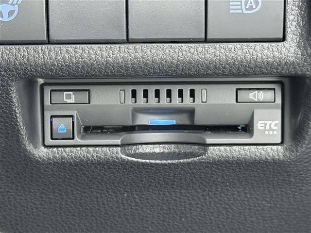 Toyota RAV4 2021 7361121-1