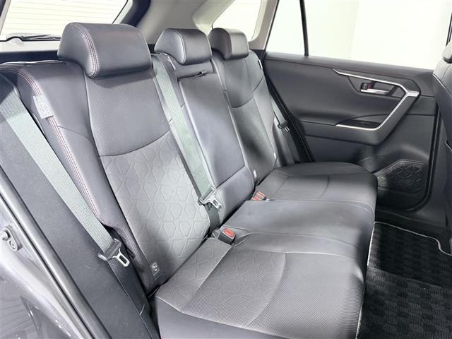Toyota RAV4 2021 7361121-22