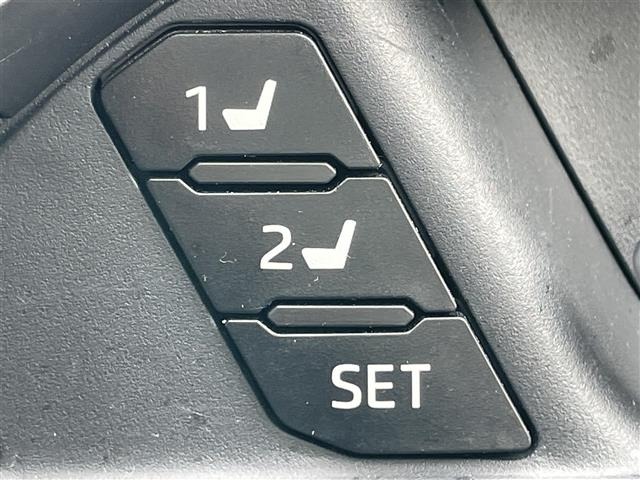 Toyota RAV4 2022 7361135-10