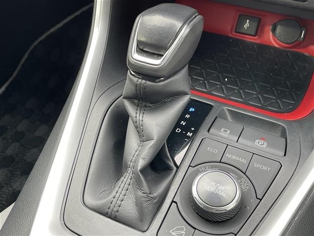 Toyota RAV4 2022 7361135-4