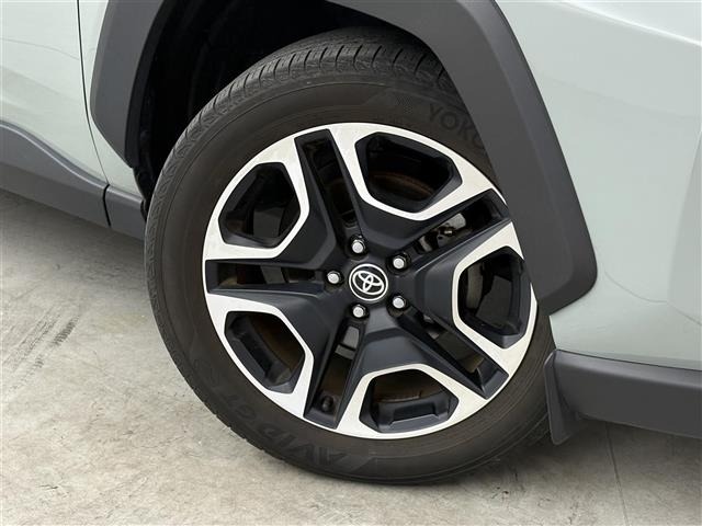 Toyota RAV4 2021 7361143-22