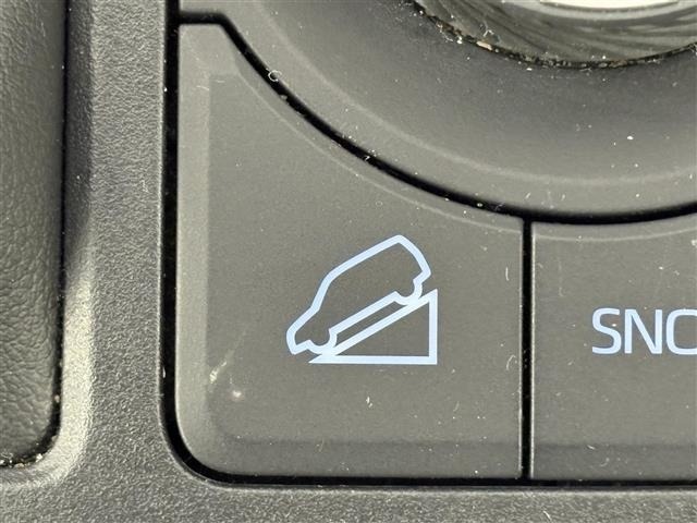 Toyota RAV4 2021 7361143-8