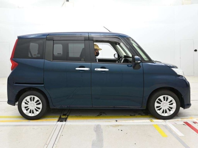 Toyota ROOMY 2019 7353910-3