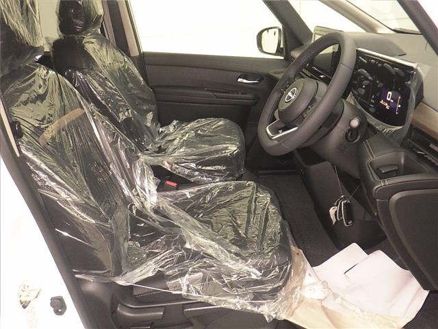 Nissan SERENA 2026 7355674-5