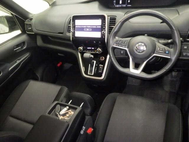 Nissan SERENA 2018 7355759-3