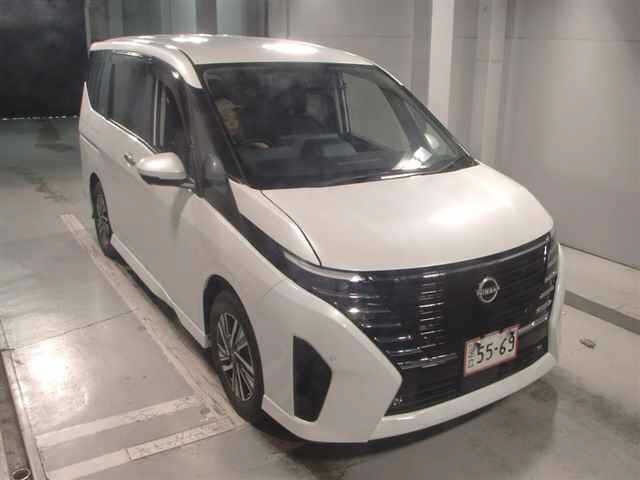 Nissan SERENA 2025 7355891-0