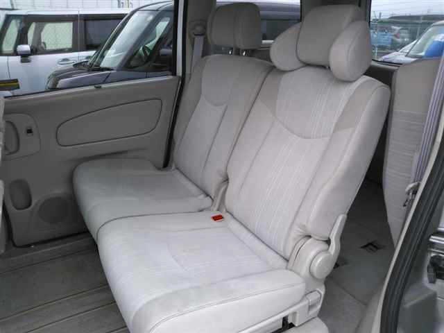 Nissan SERENA 2011 7355908-9