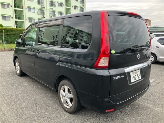 Nissan SERENA 2010 7355959-1
