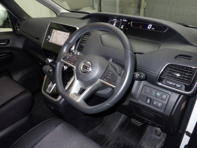 Nissan SERENA 2017 7355976-3
