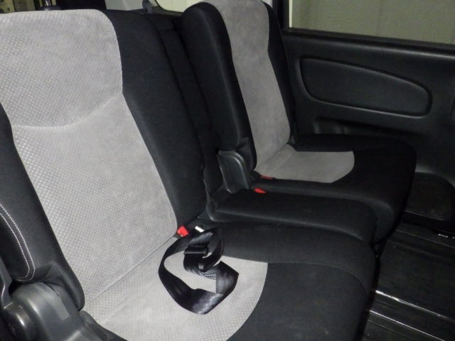 Nissan SERENA 2011 7356001-8