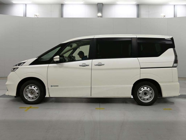 Nissan SERENA 2018 7356043-4