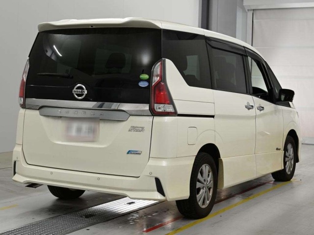 Nissan SERENA 2018 7356057-1