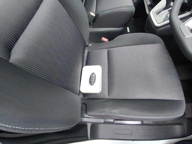 Nissan SERENA 2018 7356057-10