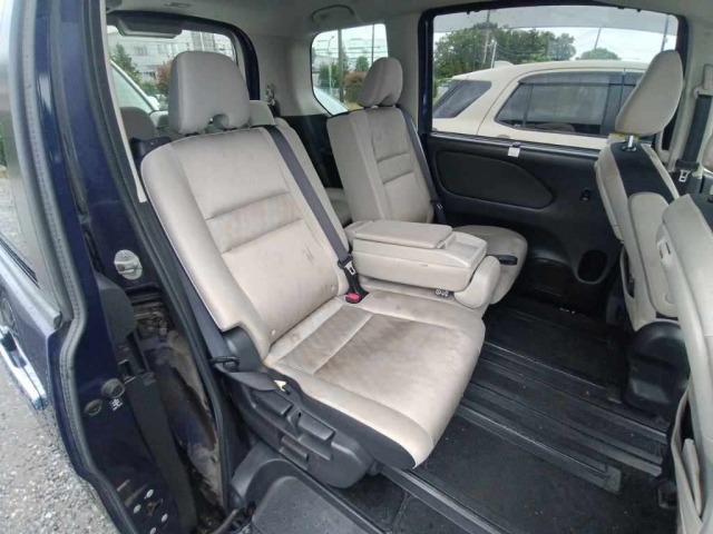 Nissan SERENA 2017 7356058-12