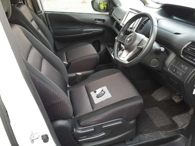 Nissan SERENA 2018 7356092-8