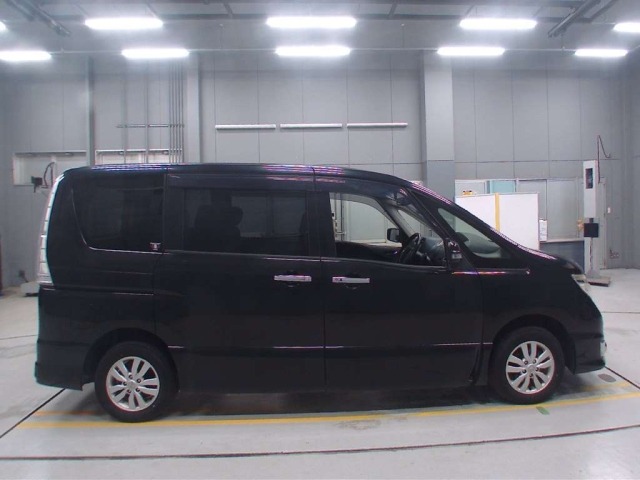 Nissan SERENA 2015 7356093-3