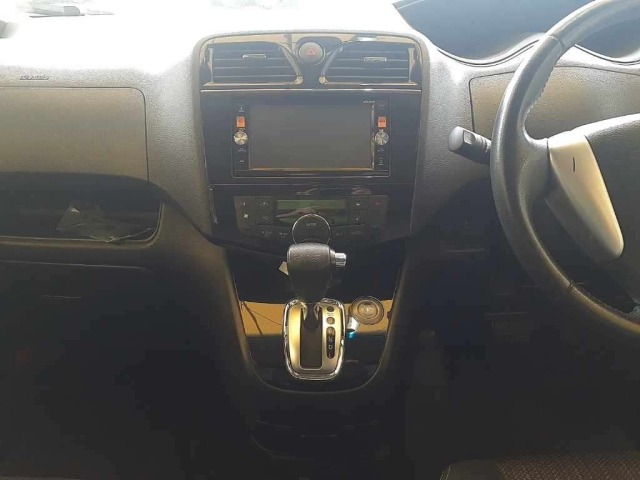 Nissan SERENA 2015 7356093-9