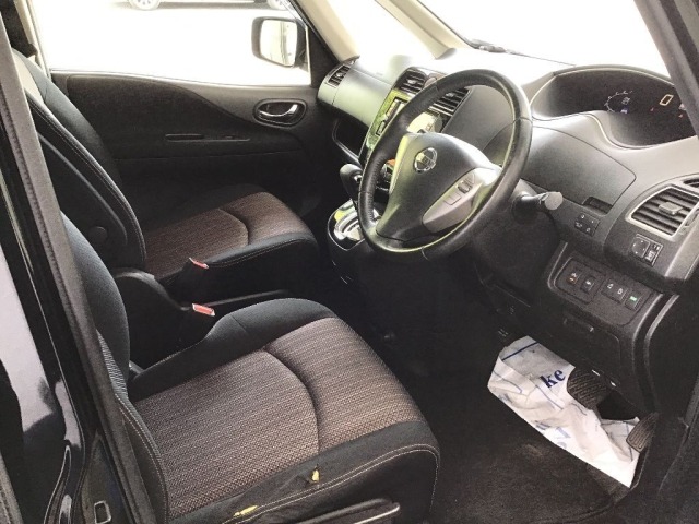 Nissan SERENA 2014 7356159-5