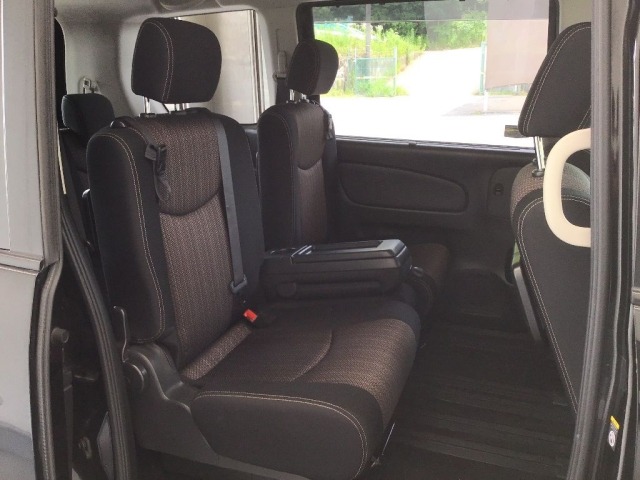 Nissan SERENA 2014 7356159-6