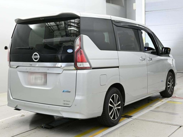 Nissan SERENA 2017 7356210-1