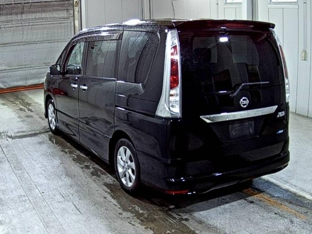Nissan SERENA 2011 7356234-1