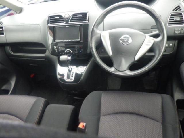 Nissan SERENA 2011 7356234-3