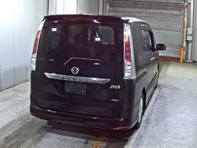 Nissan SERENA 2011 7356234-5