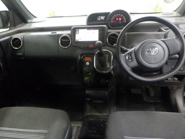 Toyota SPADE 2015 7354484-3