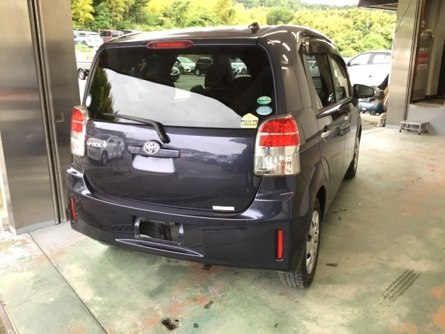 Toyota SPADE 2015 7354503-4