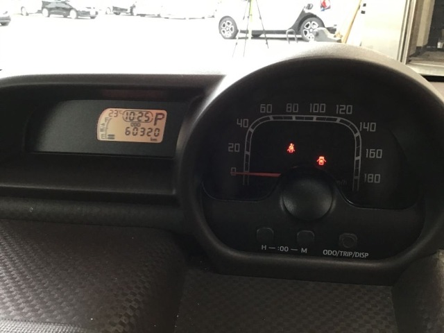 Toyota SPADE 2015 7354503-8