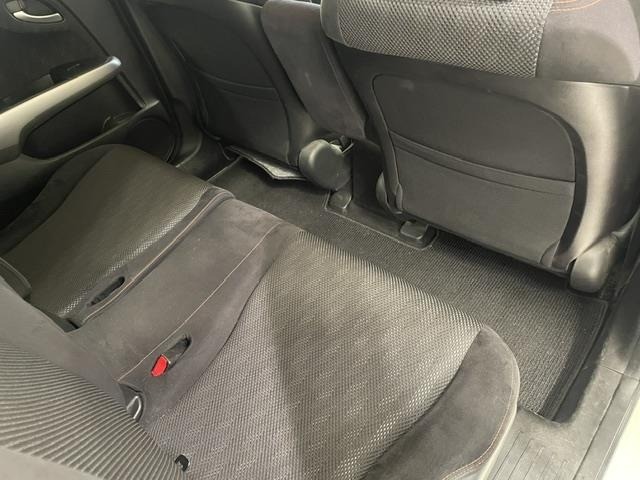 Honda STREAM 2011 7361534-11