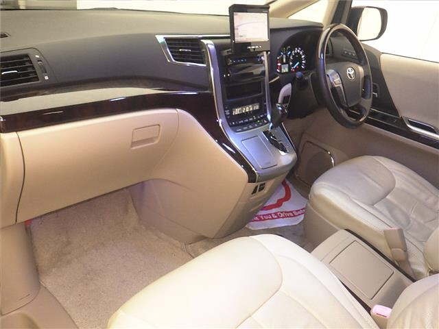 Toyota VELLFIRE 2011 7353706-4