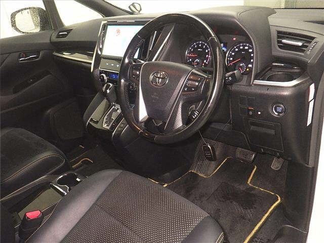 Toyota VELLFIRE 2017 7353707-3