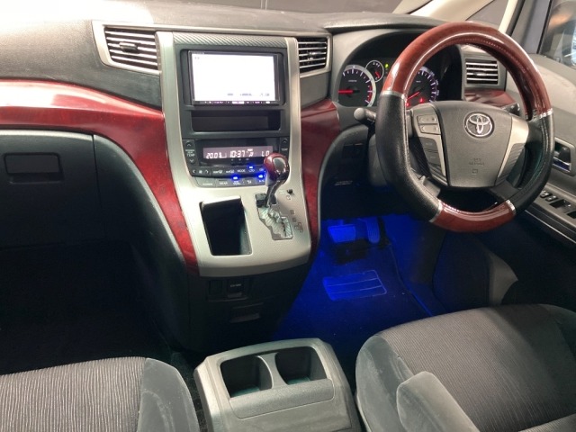 Toyota VELLFIRE 2009 7353811-3