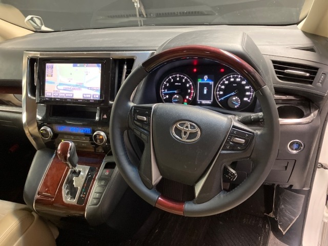 Toyota VELLFIRE 2015 7353812-3