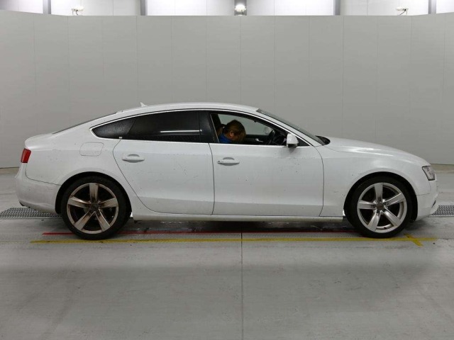 Audi A5 2013 7372964-3