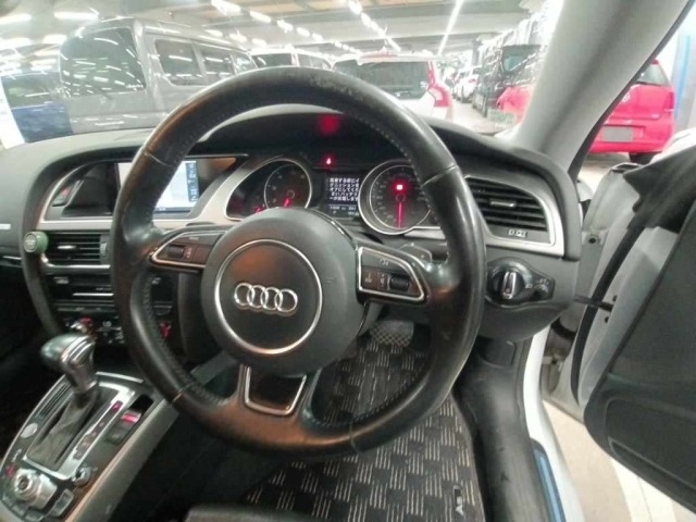Audi A5 2013 7372964-9