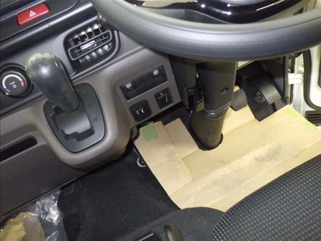 Mitsubishi CANTER 2026 7366016-7