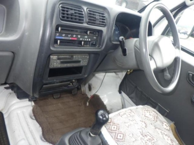 Suzuki CARRY TRUCK 2001 7367273-3