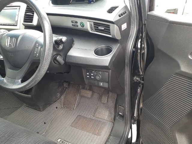 Honda FREED 2015 7363798-9