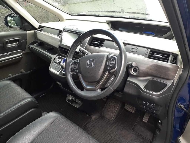 Honda FREED 2019 7363806-9