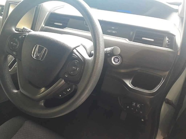 Honda FREED 2023 7363807-9