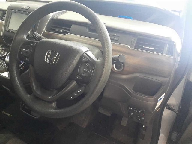 Honda FREED 2016 7363820-9