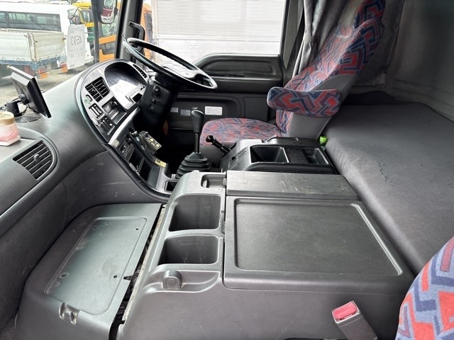 Isuzu GIGA 2005 7369960-5