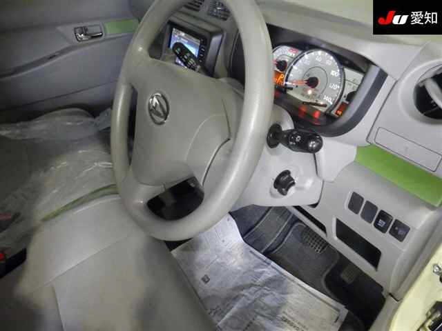 Daihatsu MOVE CONTE 2015 7372210-5