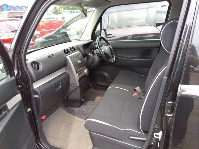 Daihatsu MOVE CONTE 2011 7372220-4
