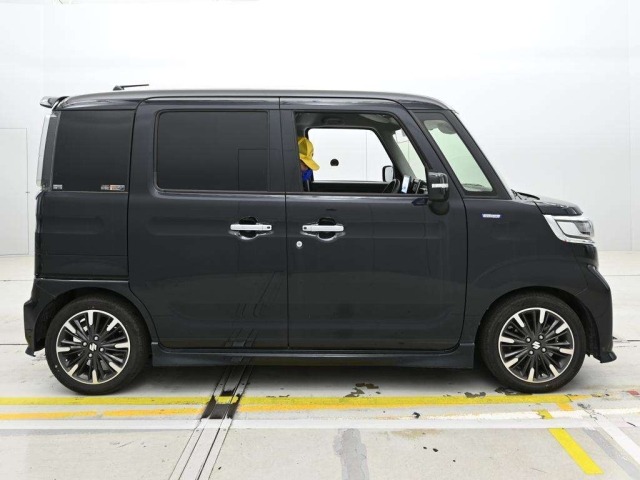 Suzuki SPACIA 2023 7362598-3